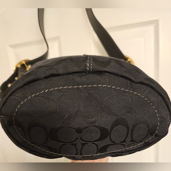 Coach Canvas Bag with dustbag included - Picture 5 of 13